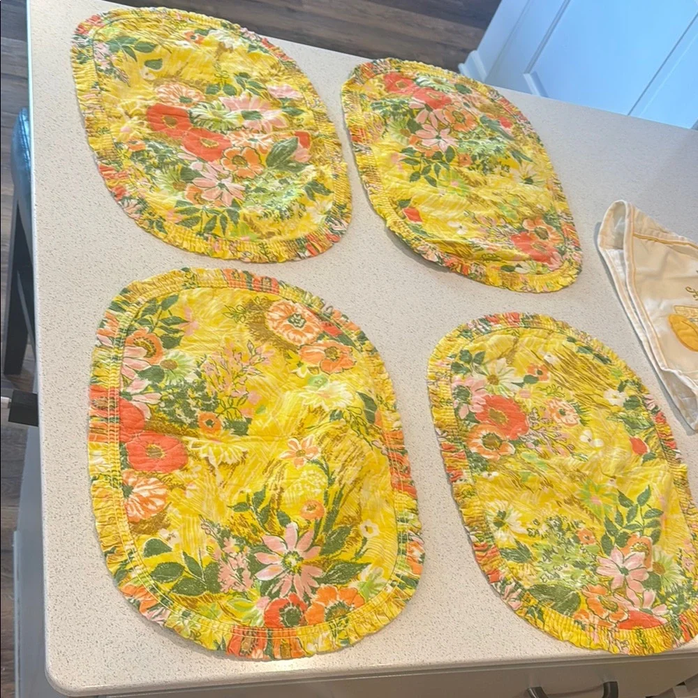 Floral Yellow Placemats Set of 4